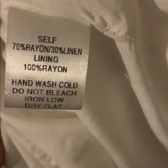 White ladies mini dress - Picture 9 of 9